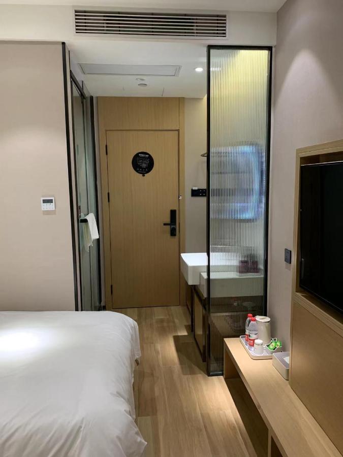 Meego Smart Select Hotel Shanghai Exterior photo