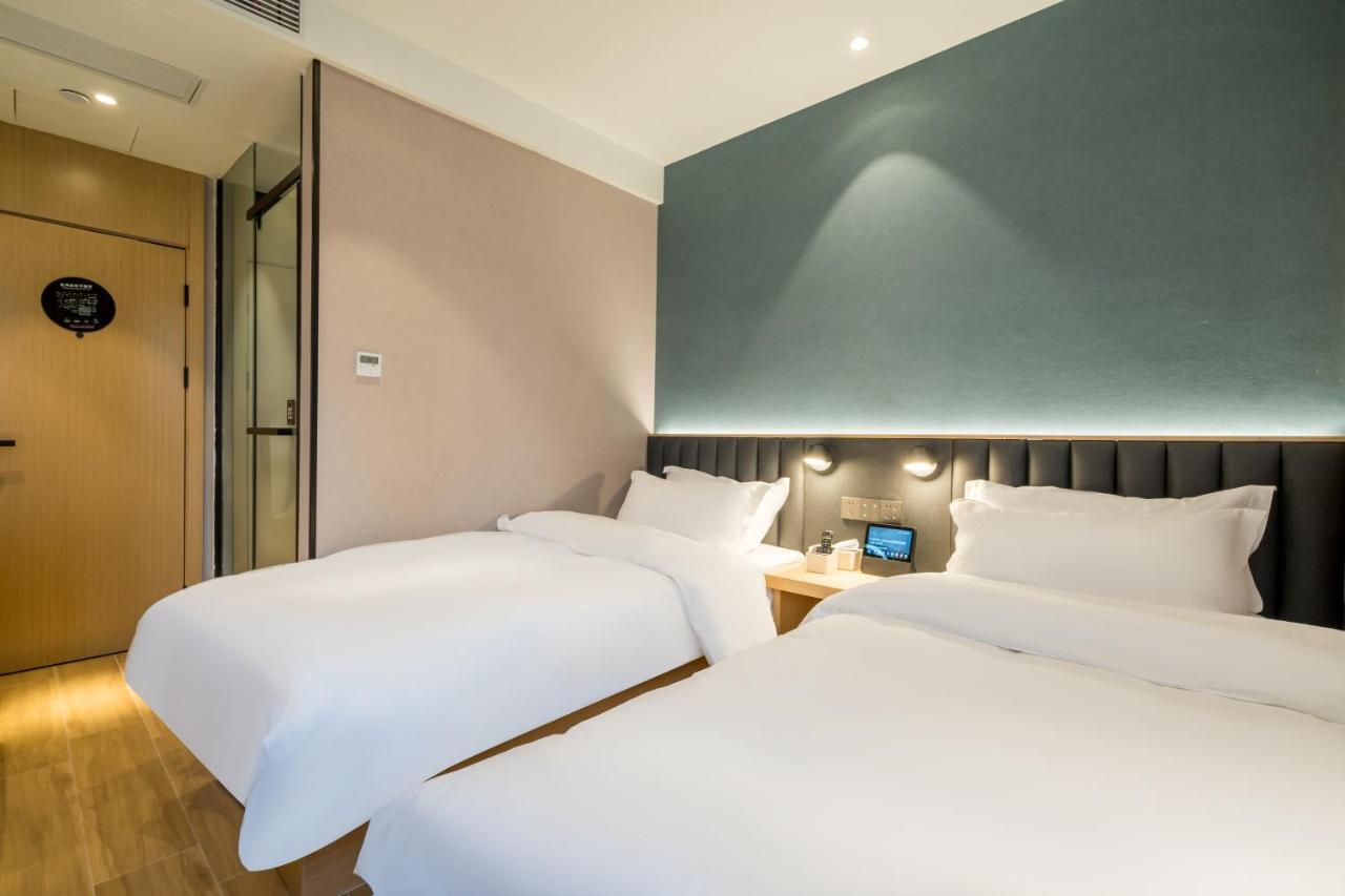 Meego Smart Select Hotel Shanghai Exterior photo
