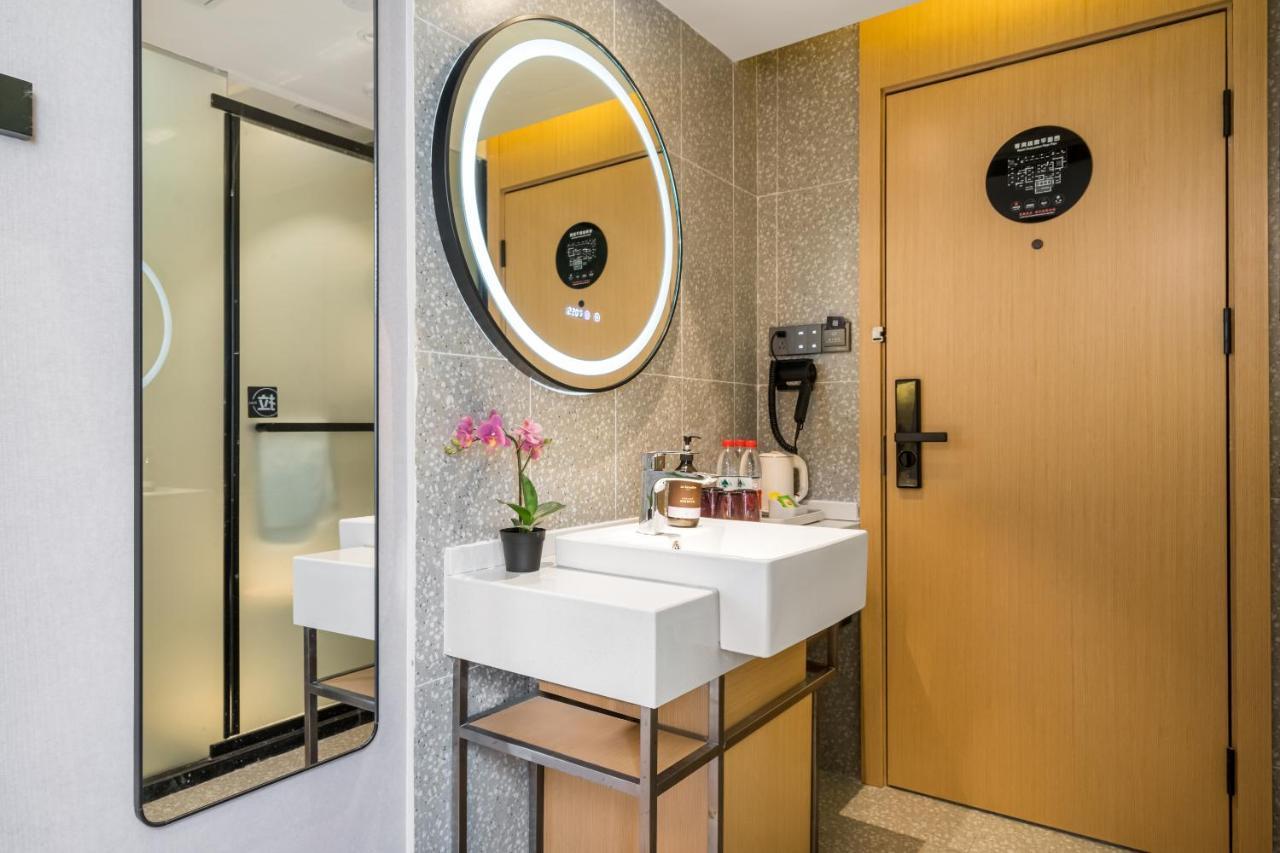 Meego Smart Select Hotel Shanghai Exterior photo