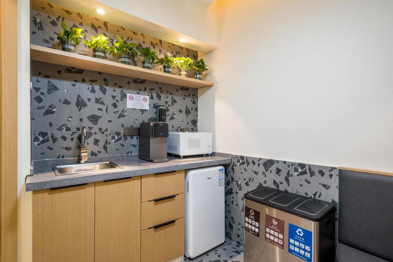 Meego Smart Select Hotel Shanghai Exterior photo