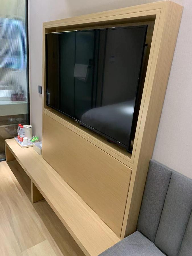 Meego Smart Select Hotel Shanghai Exterior photo