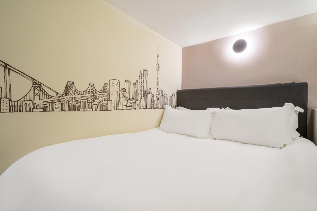 Meego Smart Select Hotel Shanghai Exterior photo